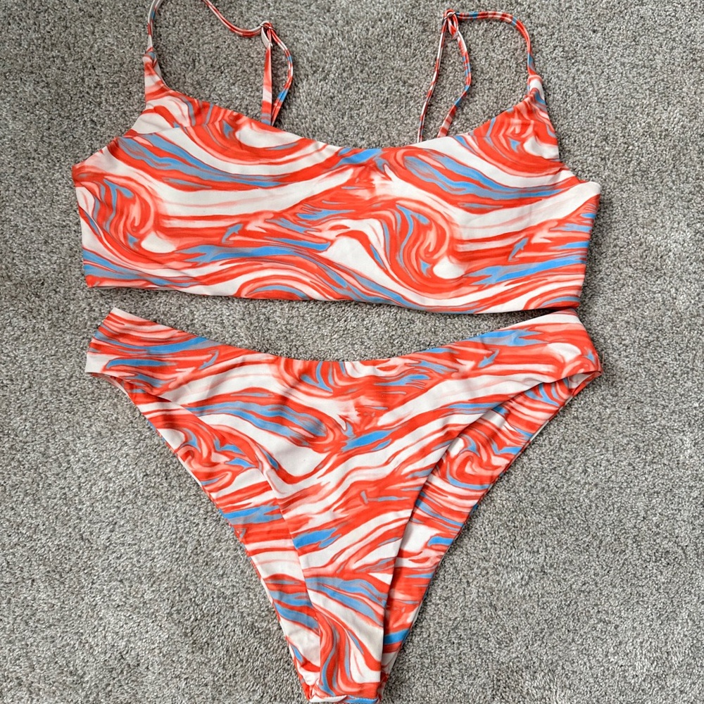 Stylish Swirl Print Bikini Set